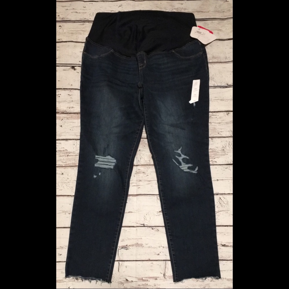 NWT Dark Wash Distressed Maternity Skinny Jean